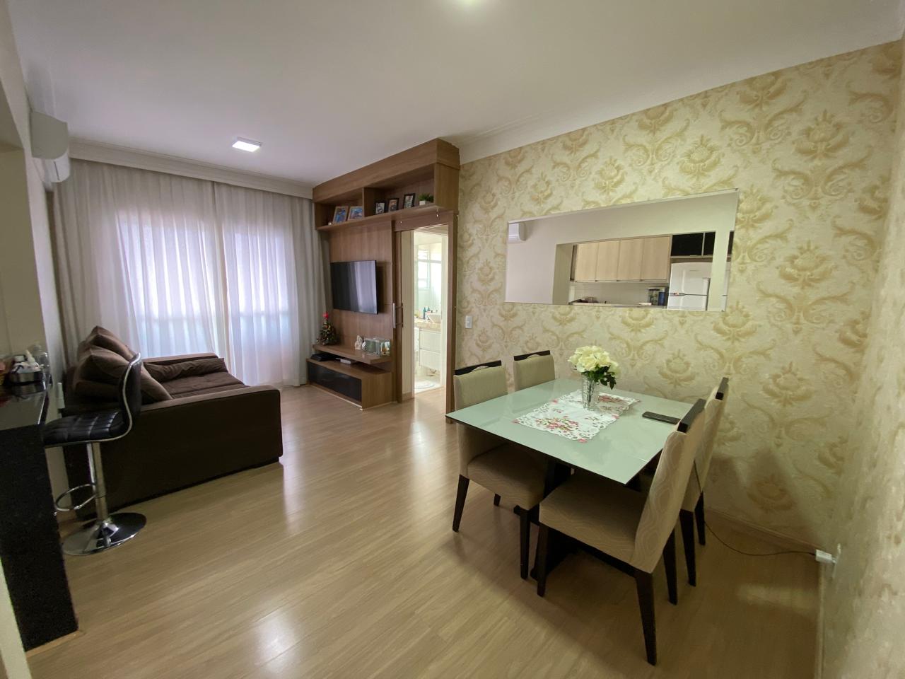 Apartamento com 2 dormitórios - 58m²