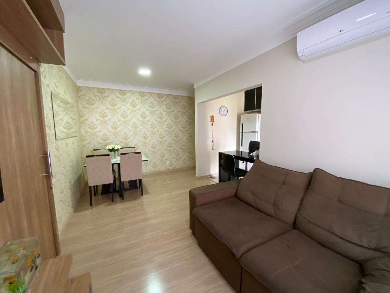 Apartamento com 2 dormitórios - 58m²